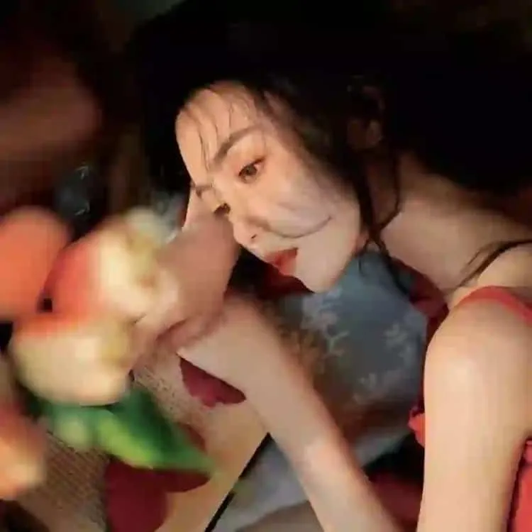 【极致复仇】《金福南杀人事件始末》无删减：被全岛人欺压的农妇拿起镰刀，韩国最猛女性复仇片