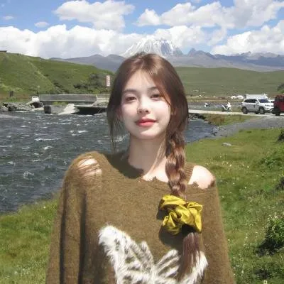 【高分生活剧】《西瓜》小林聪美超清在线：四个不同性格的女人在合租屋里的清凉夏日，豆瓣9.3治愈神作