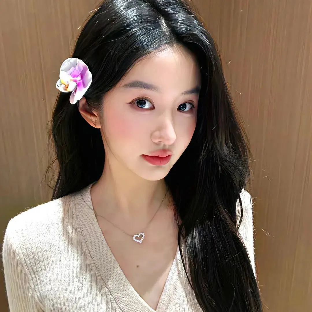 宫崎骏治愈童话《魔女宅急便》国日双语：骑着扫帚的13岁小魔女，每个女孩成长的必经之路