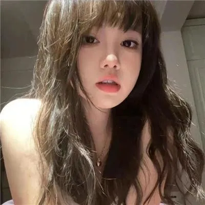 【真实绝症改编】《余命10年》小松菜奈坂口健太郎：得知自己只剩十年寿命，她决定不谈恋爱却偏偏遇见他